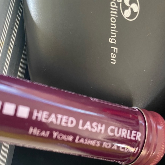 Individual Eyelash Extension Application Kit Box with Keys - Picture 6 of 11